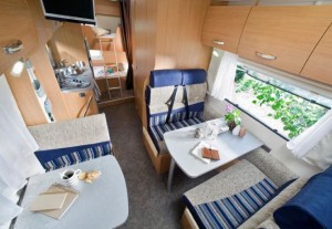 Chausson Flash 25 Twin Tables
